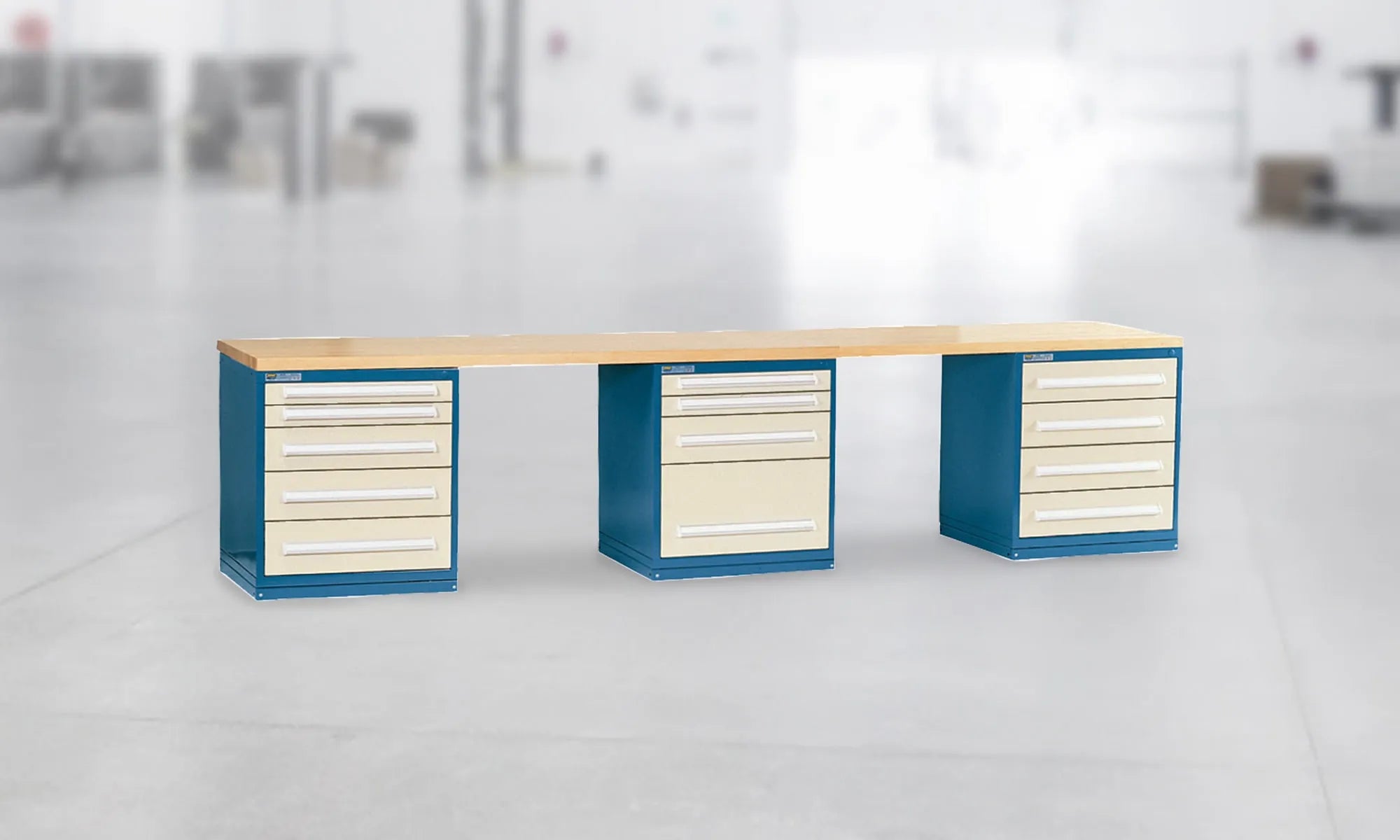Vidmar Center Workstations Type D