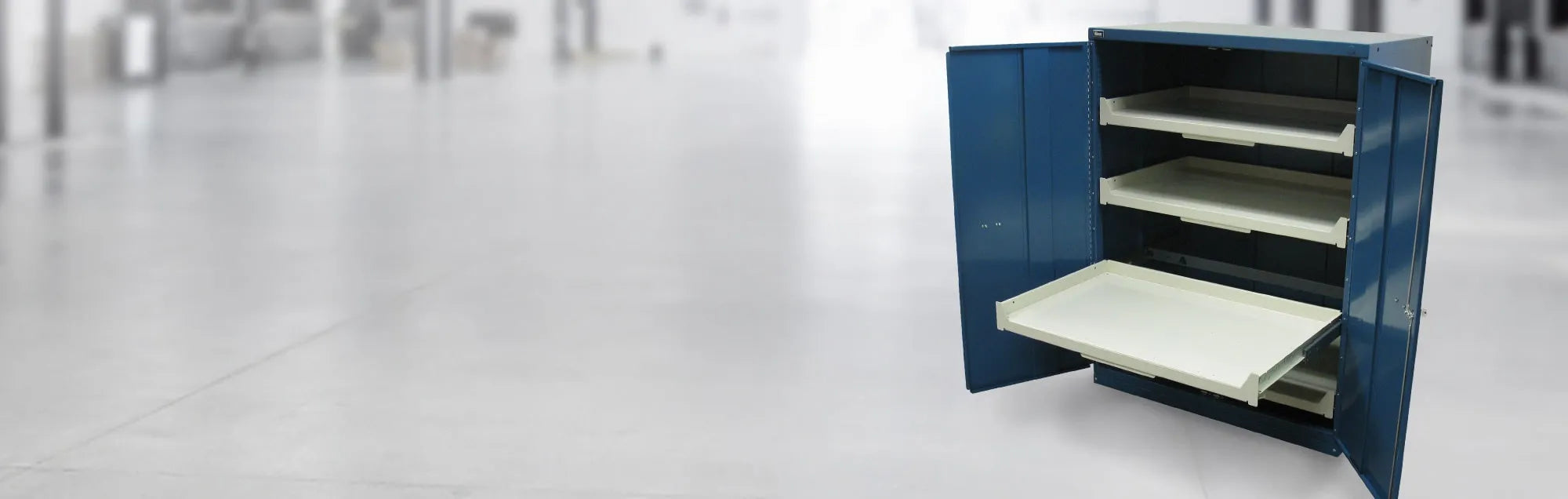 Vidmar Roll-Out Tray Cabinet